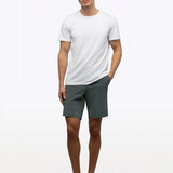 AO Short | Black Classic-fit Versaknit®