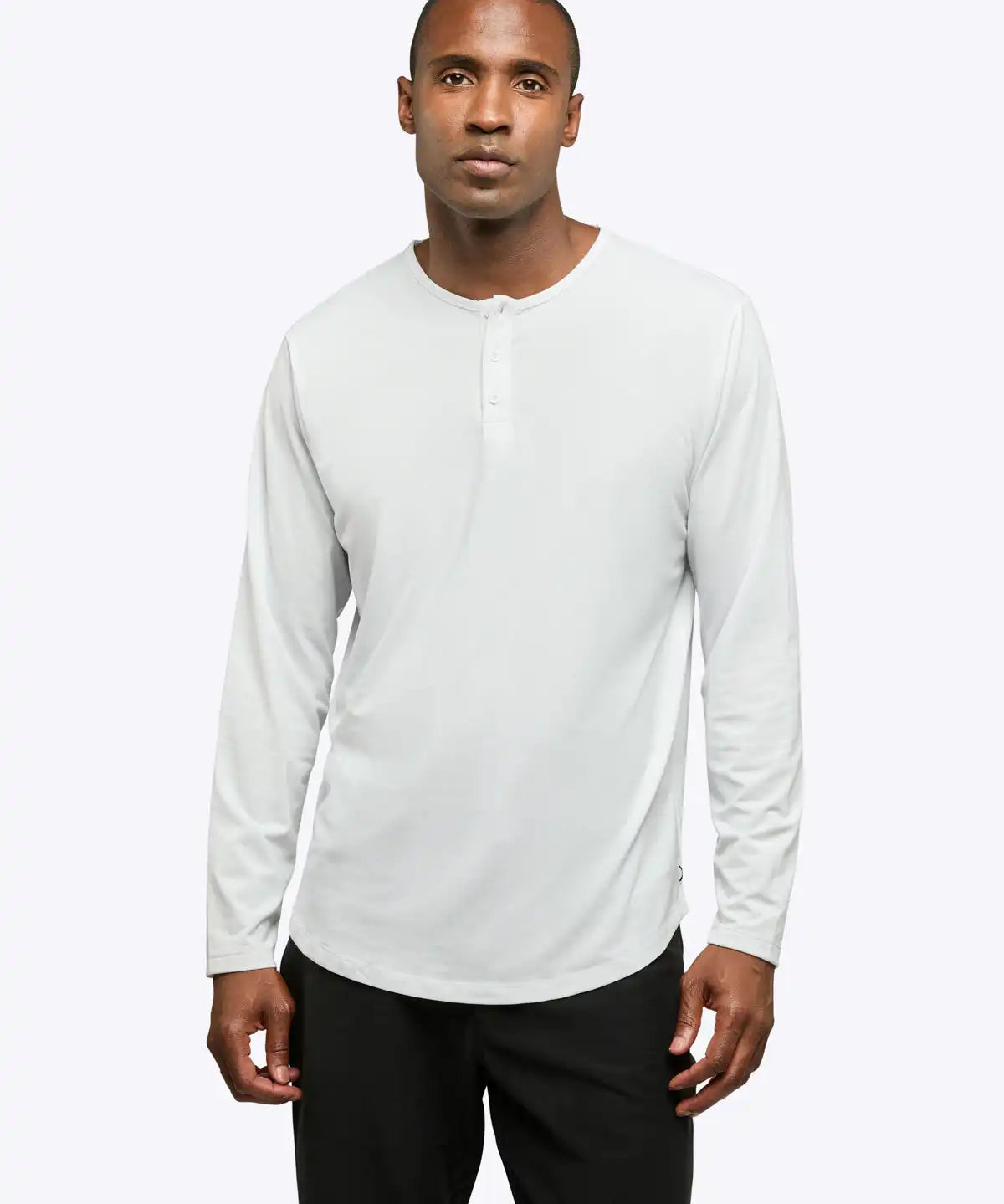 AO Long Sleeve Henley Curve-Hem | White Signature-fit PYCA Pro®